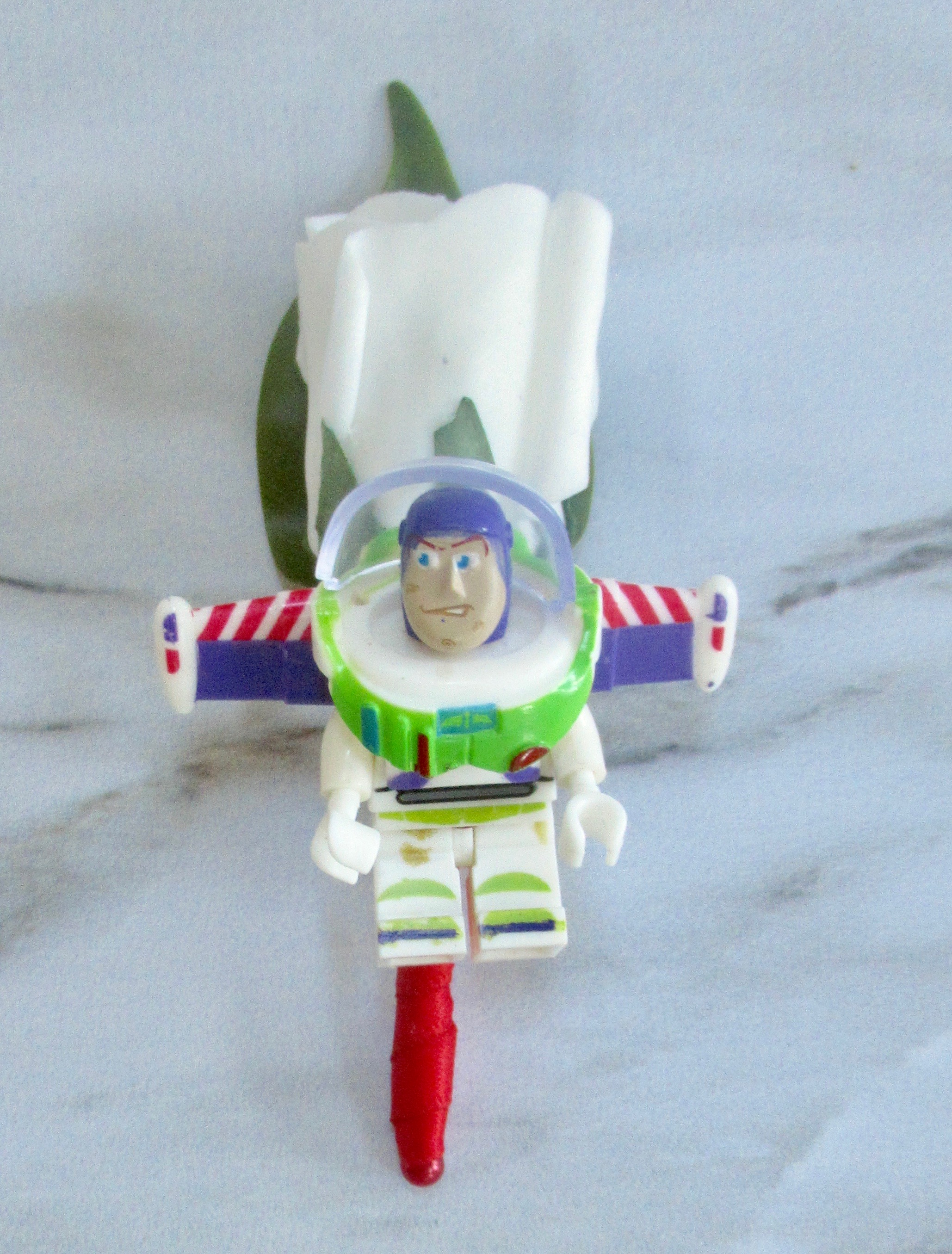 Buzz Lightyear buttonhole, page biy superhero buttonhole